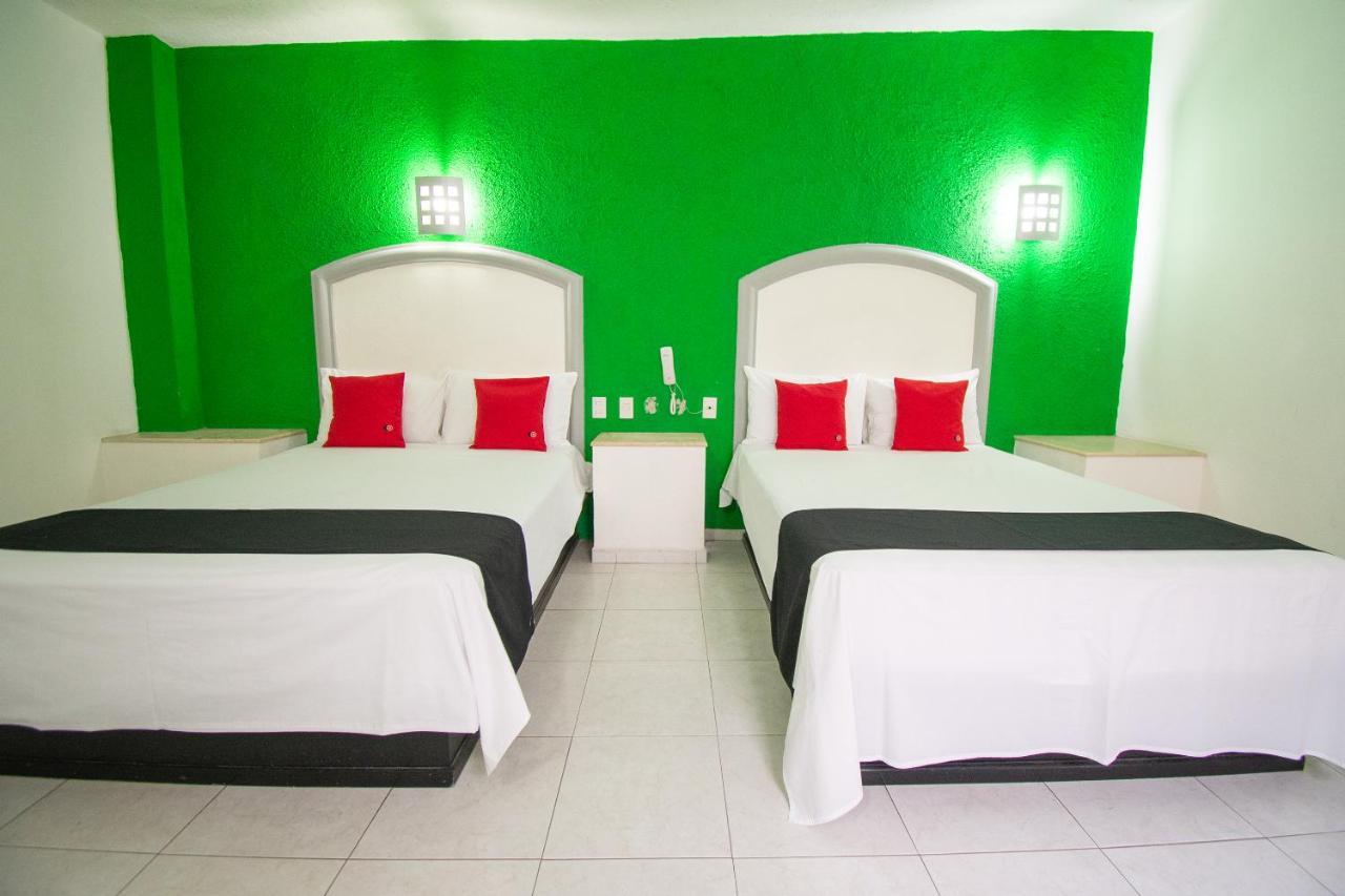 Auto Hotel Hacienda Arriba Леон Экстерьер фото